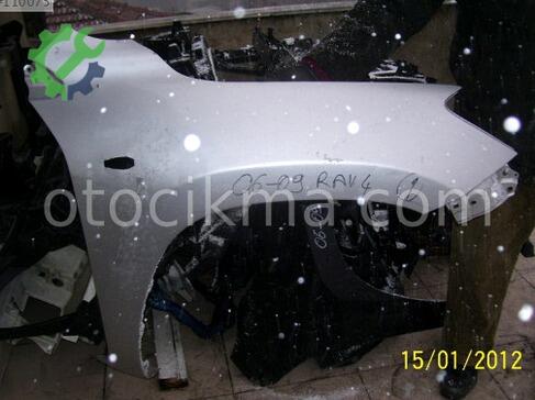 Toyota RAV4 Ön Çamurluk çıkma parça