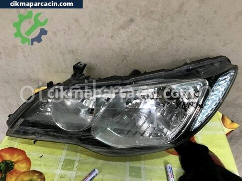 Honda Civic Sol Ön Far çıkma parça