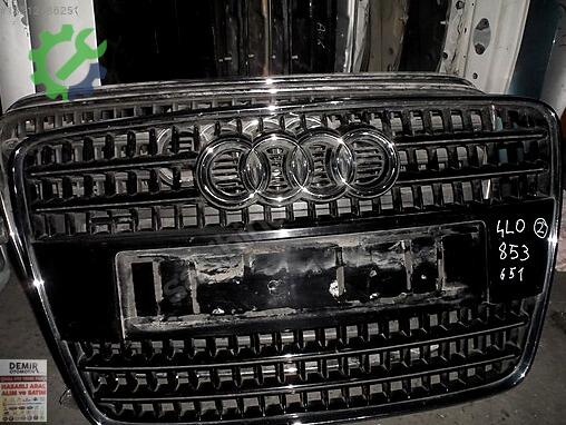 Audi Q7 Panjur çıkma parça