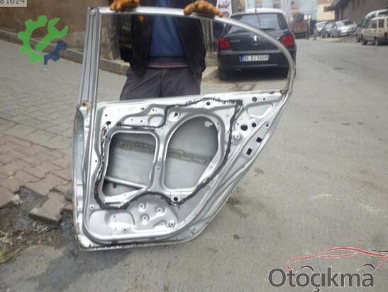 Honda Civic Sağ Arka Kapı 2007-2012 çıkma parça