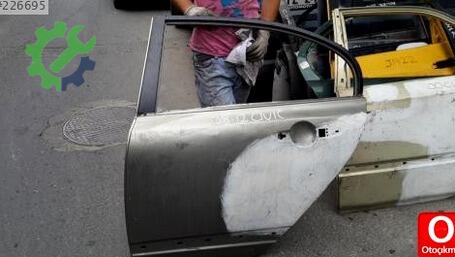 Honda Civic Kapı (Arka Sağ) 2007-2012 çıkma parça