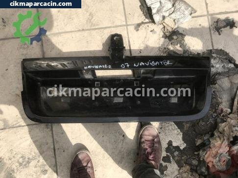 Lincoln Navigator Plakalık çıkma parça