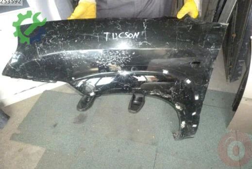 Hyundai Tucson Sol Ön Çamurluk çıkma parça