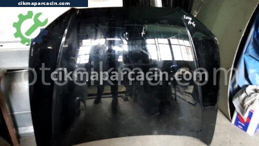 Audi A4 Kaput çıkma parça