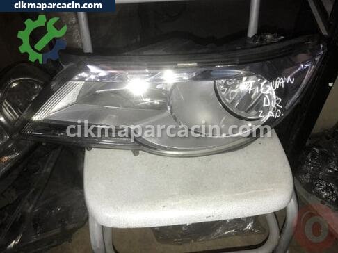 Volkswagen Tiguan Sol Ön Far çıkma parça