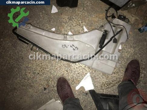 BMW X5 Cam Suyu Deposu çıkma parça