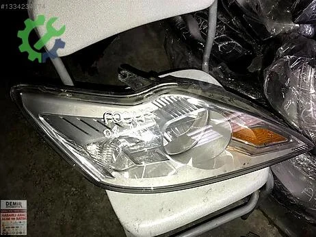Ford Focus Far çıkma parça