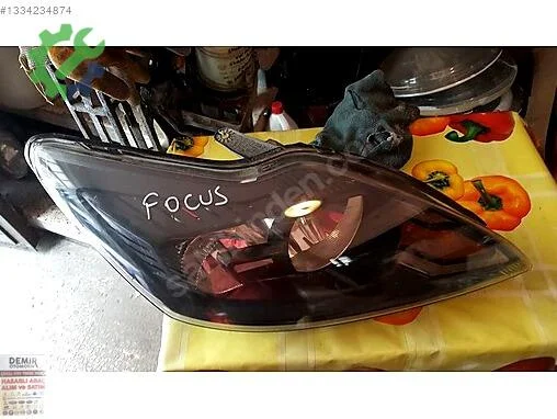 Ford Focus Far çıkma parça