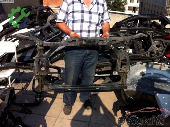 Audi A4 Ön Panel çıkma parça