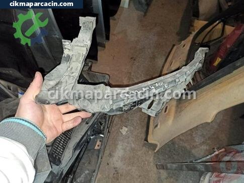 Audi A4 Far Braketi çıkma parça