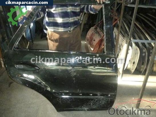 Mercedes-Benz ML Sağ Arka Kapı çıkma parça