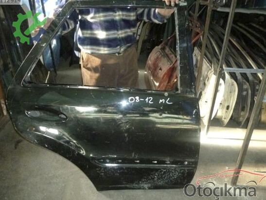 Mercedes-Benz ML Sağ Arka Kapı çıkma parça