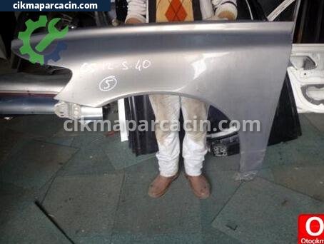 Volvo S40 Çamurluk (Arka) çıkma parça