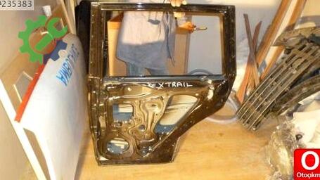 Nissan X-Trail Sağ Arka Kapı 2008-2012 çıkma parça