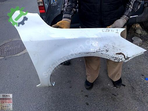 Kia Cee'd Sağ Ön Çamurluk çıkma parça