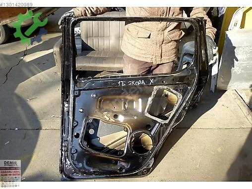 Skoda Fabia Sağ Arka Kapı çıkma parça