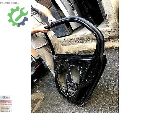 Skoda Octavia Sağ Arka Kapı çıkma parça