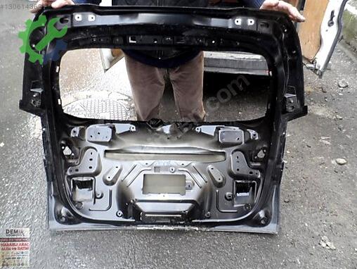 Peugeot 2008 Bagaj çıkma parça