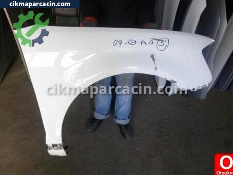 Audi A3 Sağ Ön Çamurluk çıkma parça