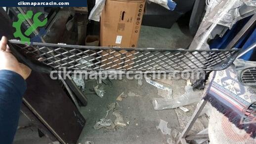 Mercedes-Benz Sprinter Tampon Izgarası çıkma parça