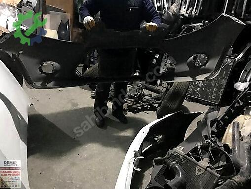 Ford Fiesta Ön Tampon çıkma parça