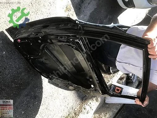 Hyundai i30 Sağ Arka Kapı çıkma parça