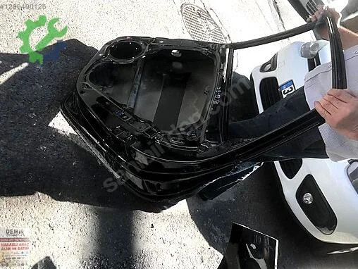 Hyundai i30 Sağ Arka Kapı çıkma parça