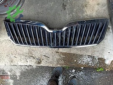 Skoda Superb Panjur çıkma parça