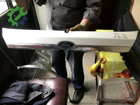 Ford Fiesta Plakalık 2009-2014 çıkma parça