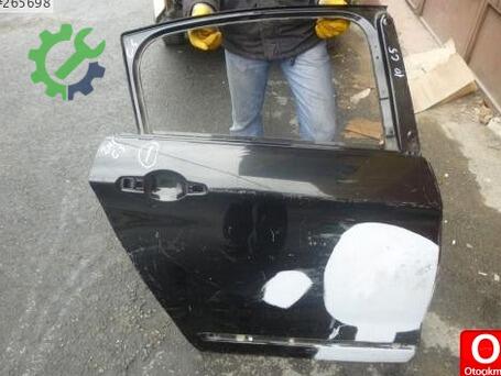 Citroen C5 Sağ Arka Kapı 2009-2014 çıkma parça