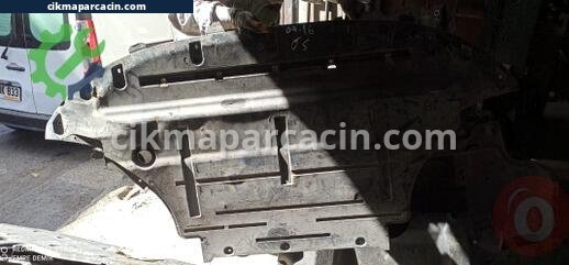 Audi Q5 Motor Alt Muhafaza çıkma parça