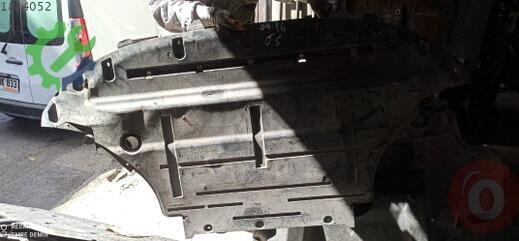 Audi Q5 Motor Alt Muhafaza çıkma parça