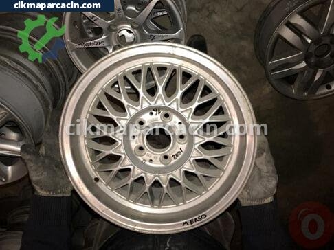 Mercedes-Benz 190 Jant çıkma parça