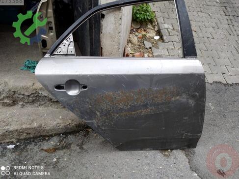 Kia Cerato Sağ Arka Kapı 2010-2012 çıkma parça