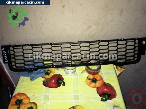 Renault Kangoo Tampon Izgarası çıkma parça