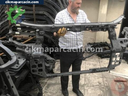 Hyundai Santa Fe Ön Panel çıkma parça