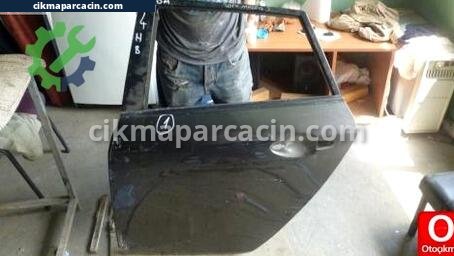 Mazda 3 Sol Arka Kapı çıkma parça