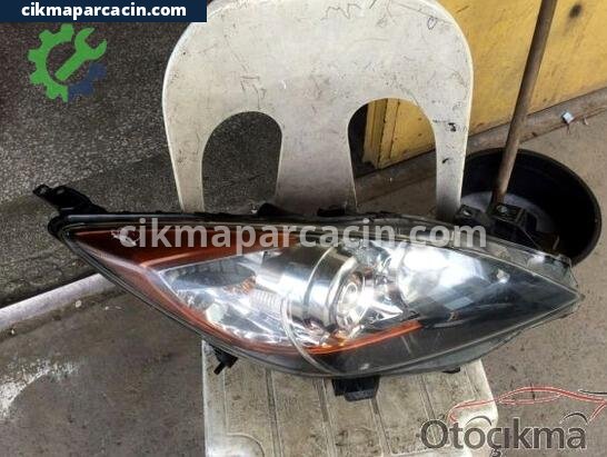 Mazda 3 Sağ Ön Far çıkma parça