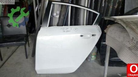 Mazda 3 Kapı (Arka Sağ) 2010-2013 çıkma parça