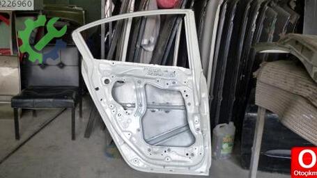 Mazda 3 Kapı (Arka Sağ) 2010-2013 çıkma parça