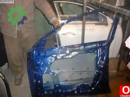 Mazda 3 Sağ Ön Kapı 2010-2013 çıkma parça