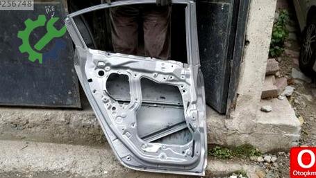 Mazda 3 Kapı (Arka Sağ) 2010-2013 çıkma parça