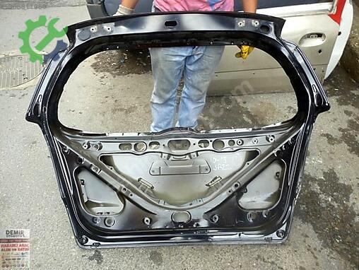 Honda Jazz Bagaj çıkma parça