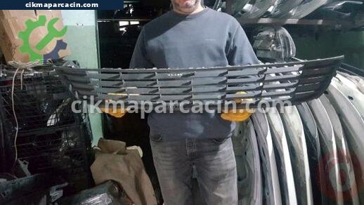 Volkswagen Caddy Tampon Izgarası çıkma parça
