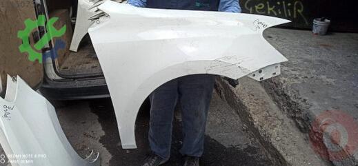 Volkswagen Polo Sağ Ön Çamurluk 2010-2016 çıkma parça