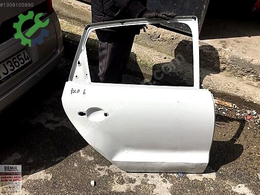 Volkswagen Polo Sağ Arka Kapı çıkma parça