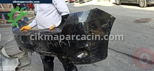 Toyota Auris Arka Tampon çıkma parça