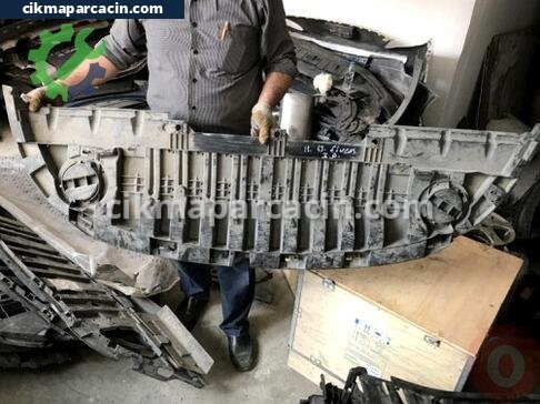 Renault Fluence Ön Tampon çıkma parça