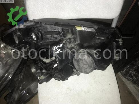 Nissan Qashqai Sol Ön Far 2011-2013 çıkma parça