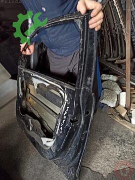 Kia Sportage Sağ Ön Kapı 2011-2014 çıkma parça